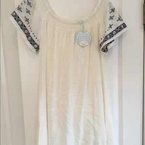 NWT- LF MINT VANILLA off the shoulder dress